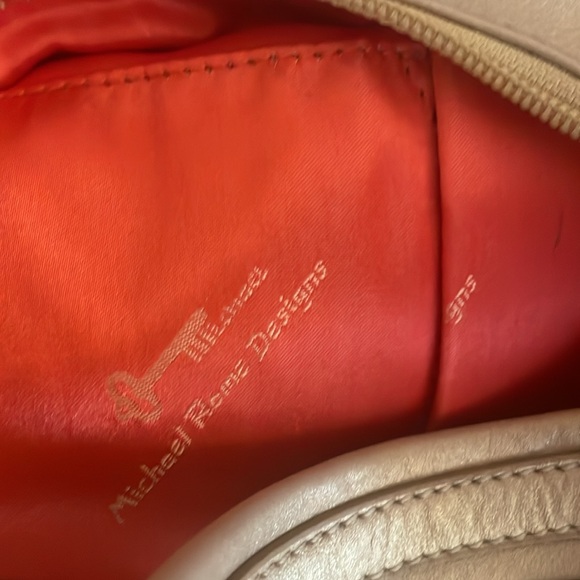 Michael Rome Designs Gold Shoulder Bag - Picture 5 of 7